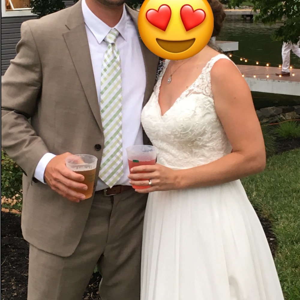 Tommy Hilfiger Tan Suit 42R/34x32